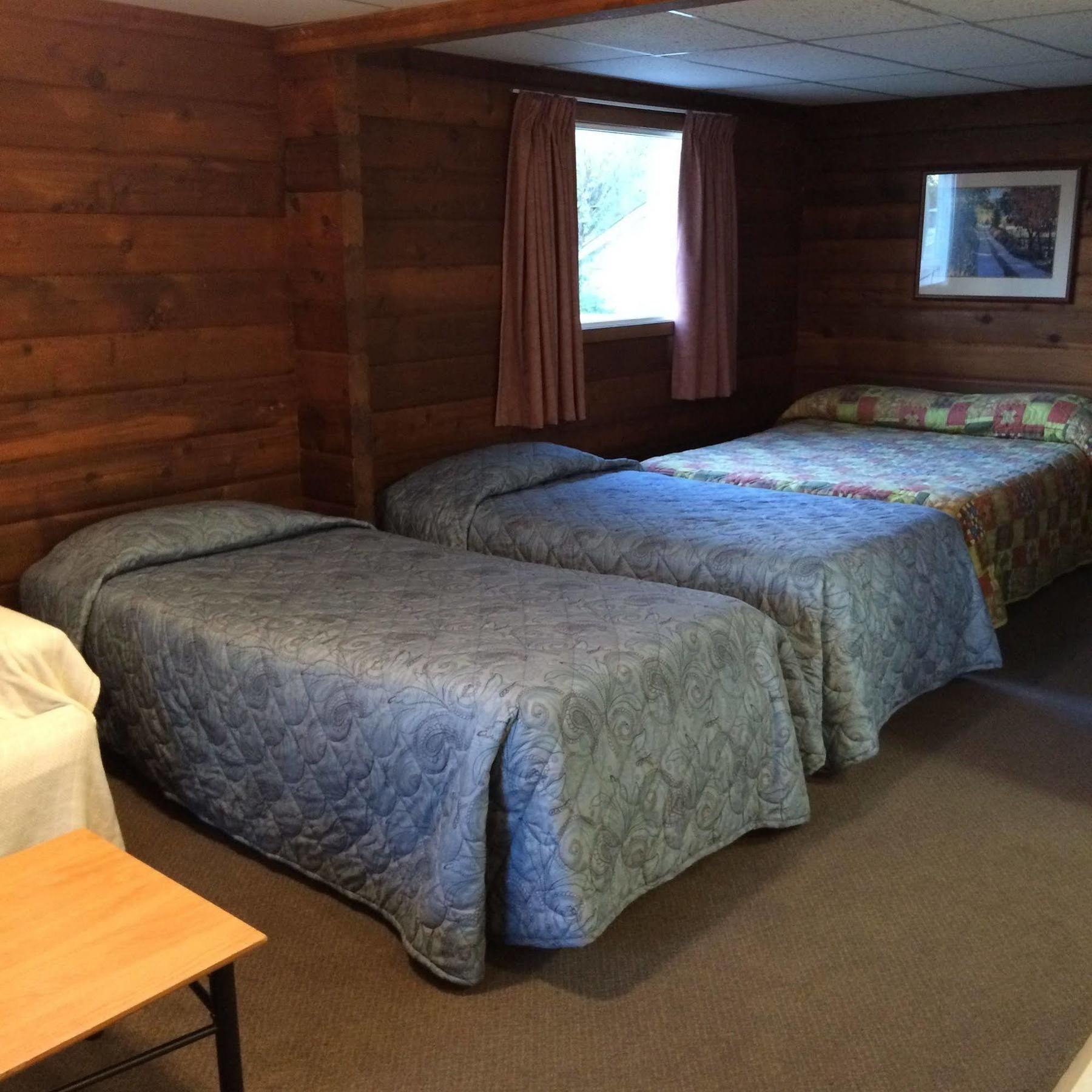 Raccoon Lodge Motel Sylvan Lake Kültér fotó